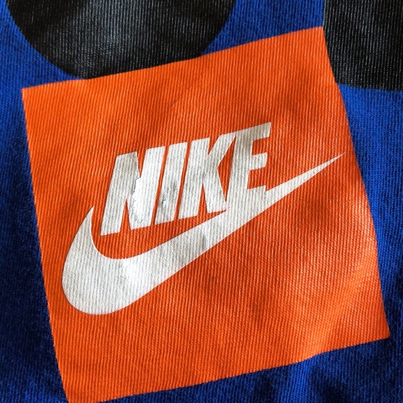 Men’s Nike Tee - Picture 3 of 3